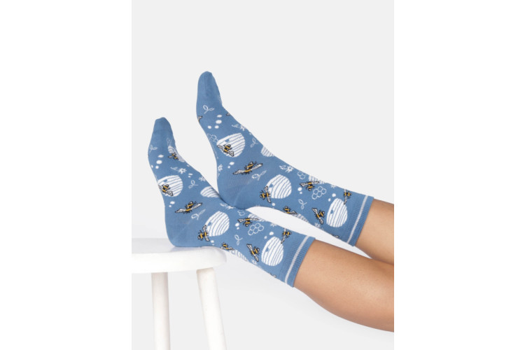 Bamboo socks UK 4 -7 Bees on French Blue