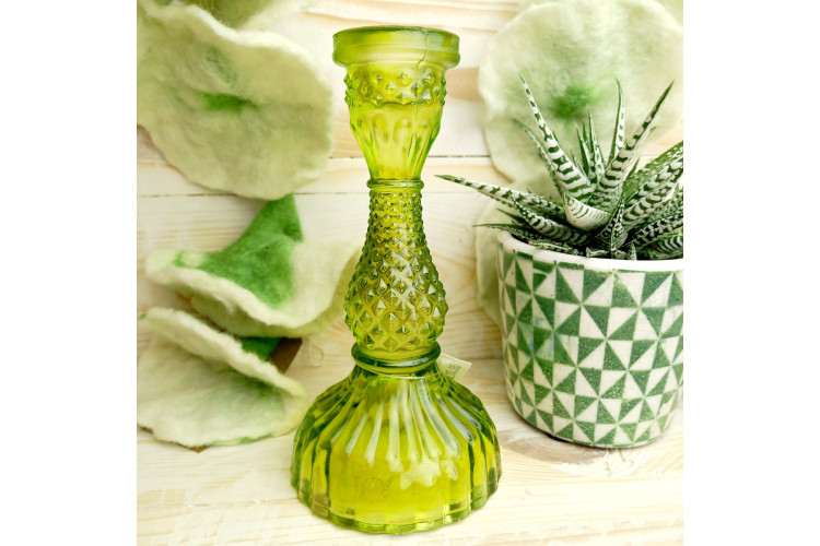 Casse Verde Tilda Glass Candlestick Moss