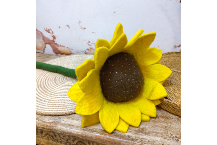 Single Large Felt Sunflower