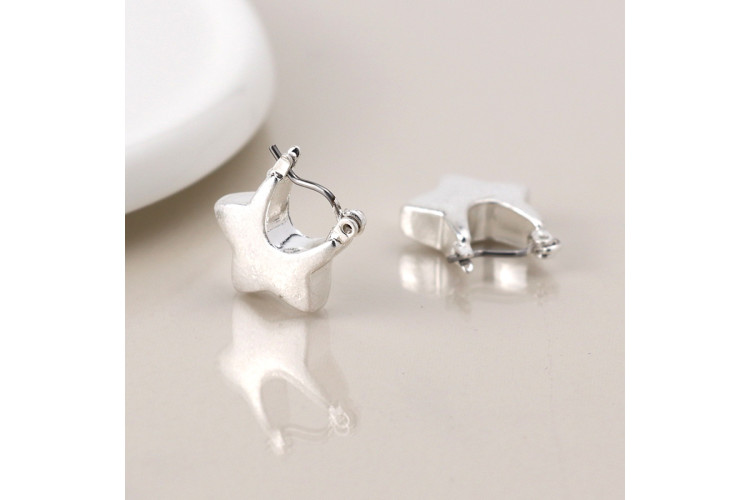 POM Chunky Worn Star Earrings