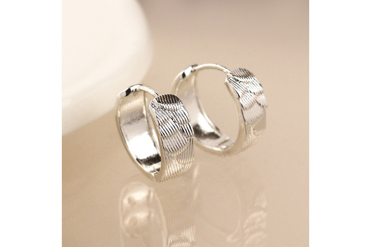 Silver plated scallop embossed hoop earrings