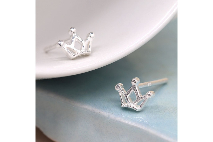 Pom Tiny sterling silver crown stud earrings